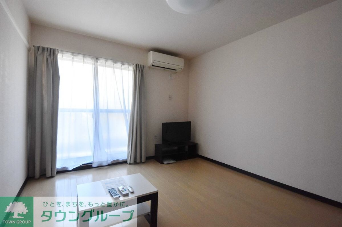 レオネクストルフェリ の物件内観写真