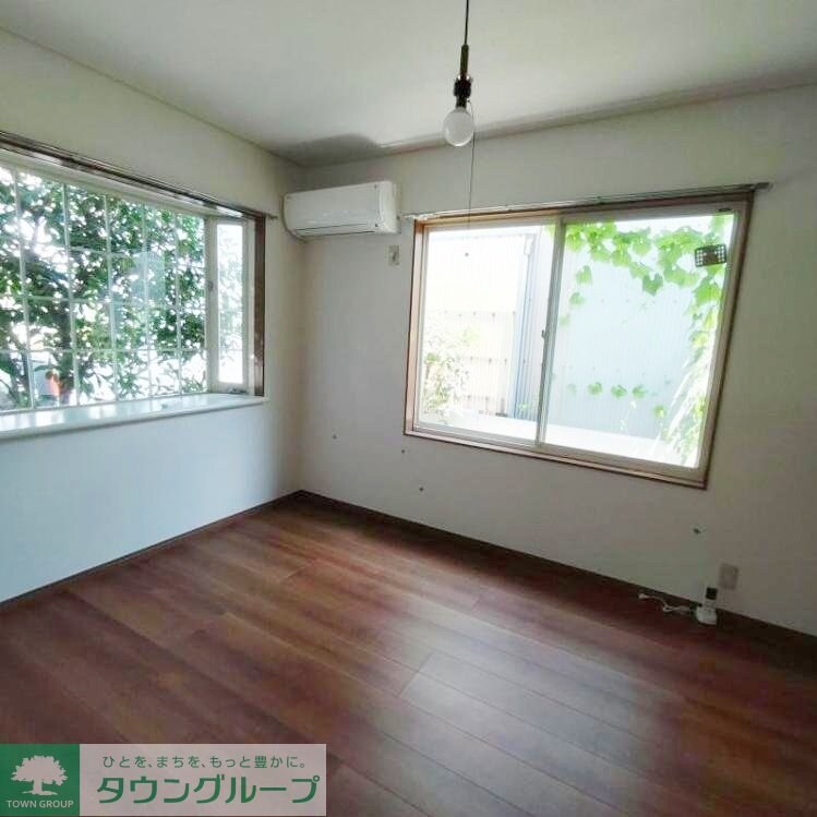 グローヴハウスNORTH棟の物件内観写真