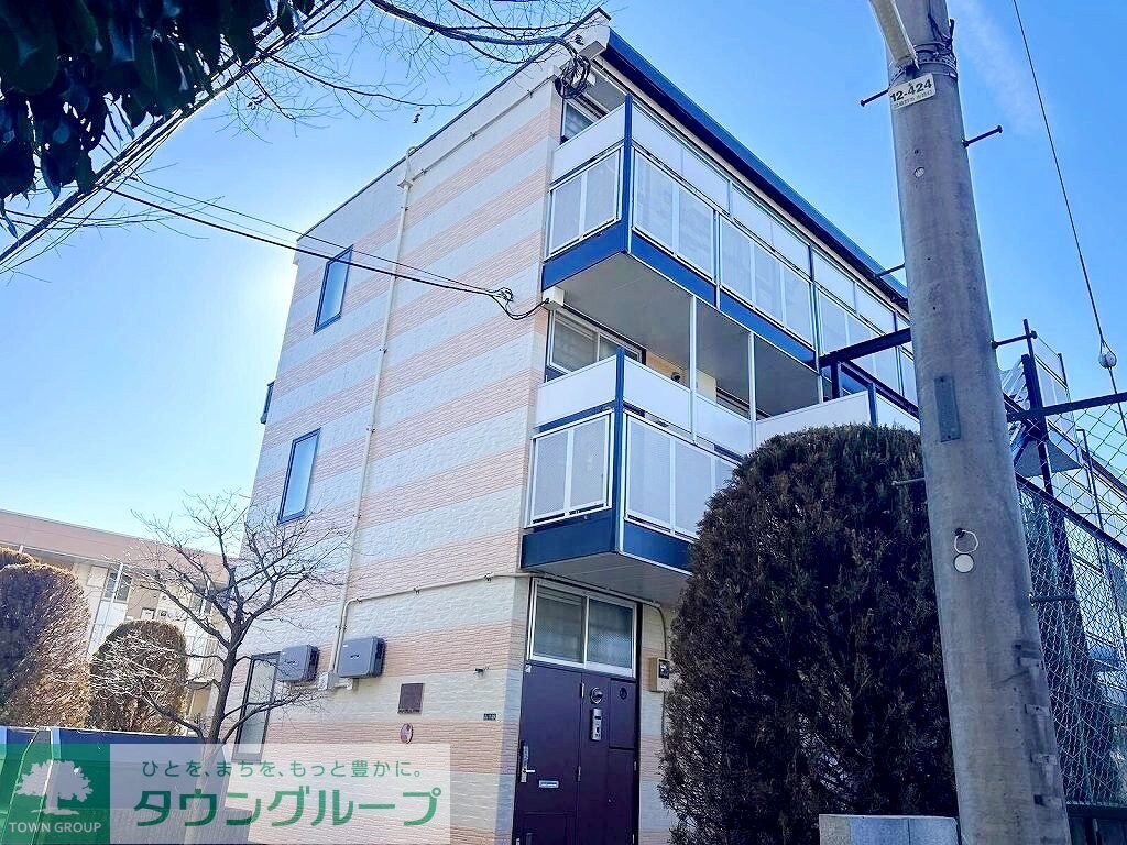 レオパレスエルパセオIIIの物件外観写真