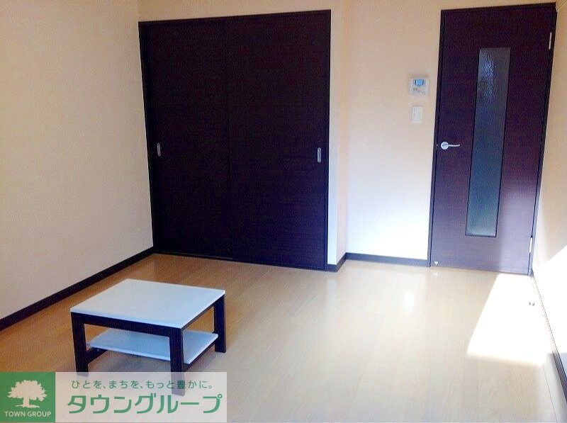 レオネクストルフェリの物件内観写真