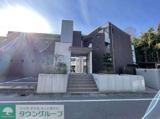 栗山ヴィレッジの物件外観写真