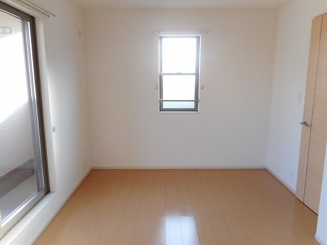 メゾンドグリシーヌIIIの物件内観写真