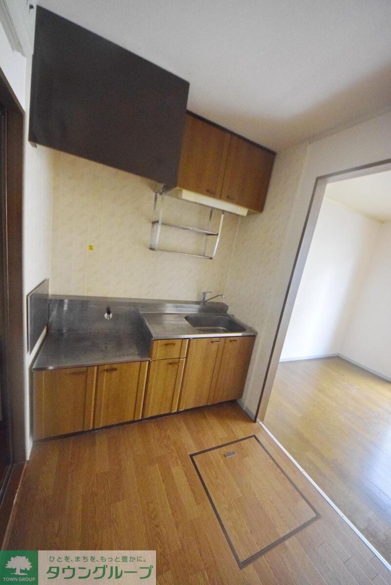 鈴木町メゾネットの物件内観写真