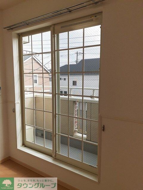 ジュネス・クラールの物件内観写真