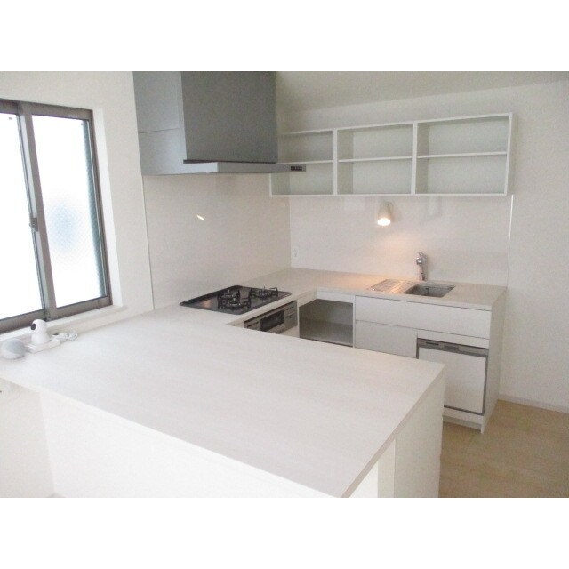 天神町2丁目貸家2号棟の物件内観写真