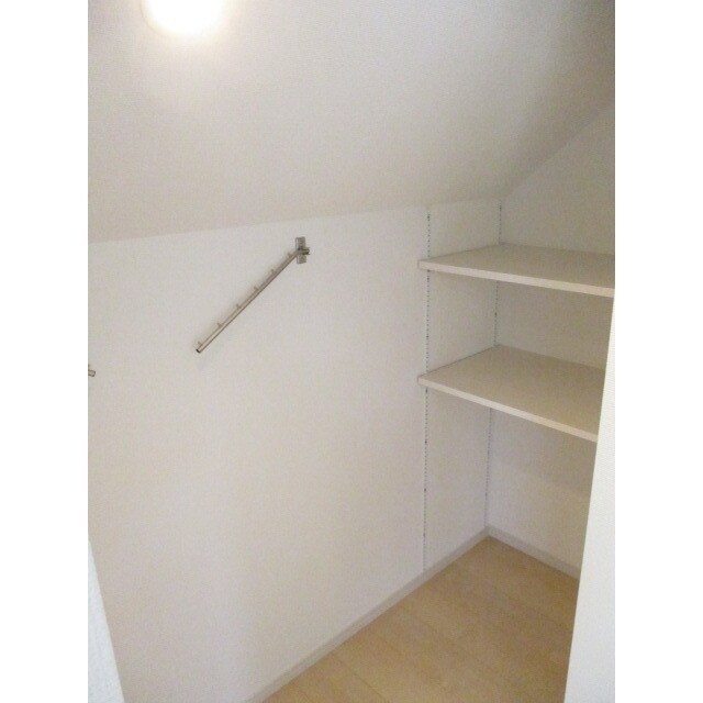 天神町2丁目貸家2号棟の物件内観写真