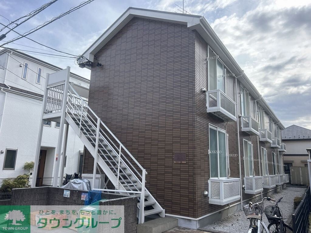 レオパレス美好町TRHの物件外観写真