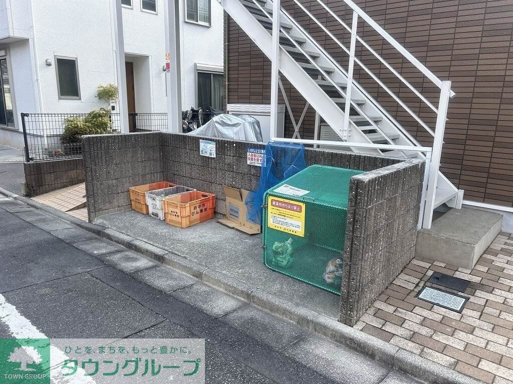レオパレス美好町TRHの物件内観写真