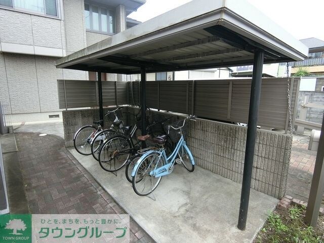 West Houseの物件内観写真