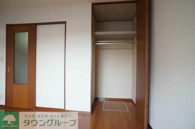 West Houseの物件内観写真