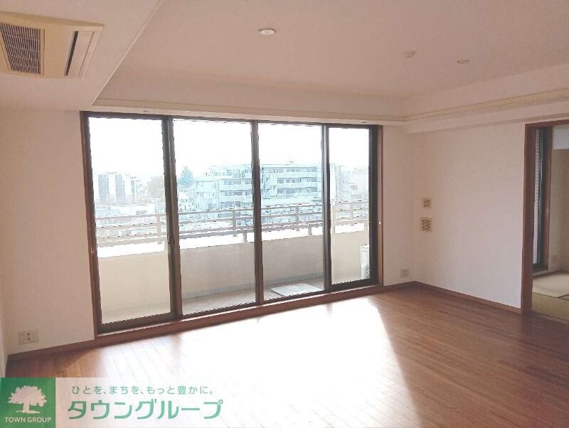 クリオレミントンヴィレッジ国立の物件内観写真