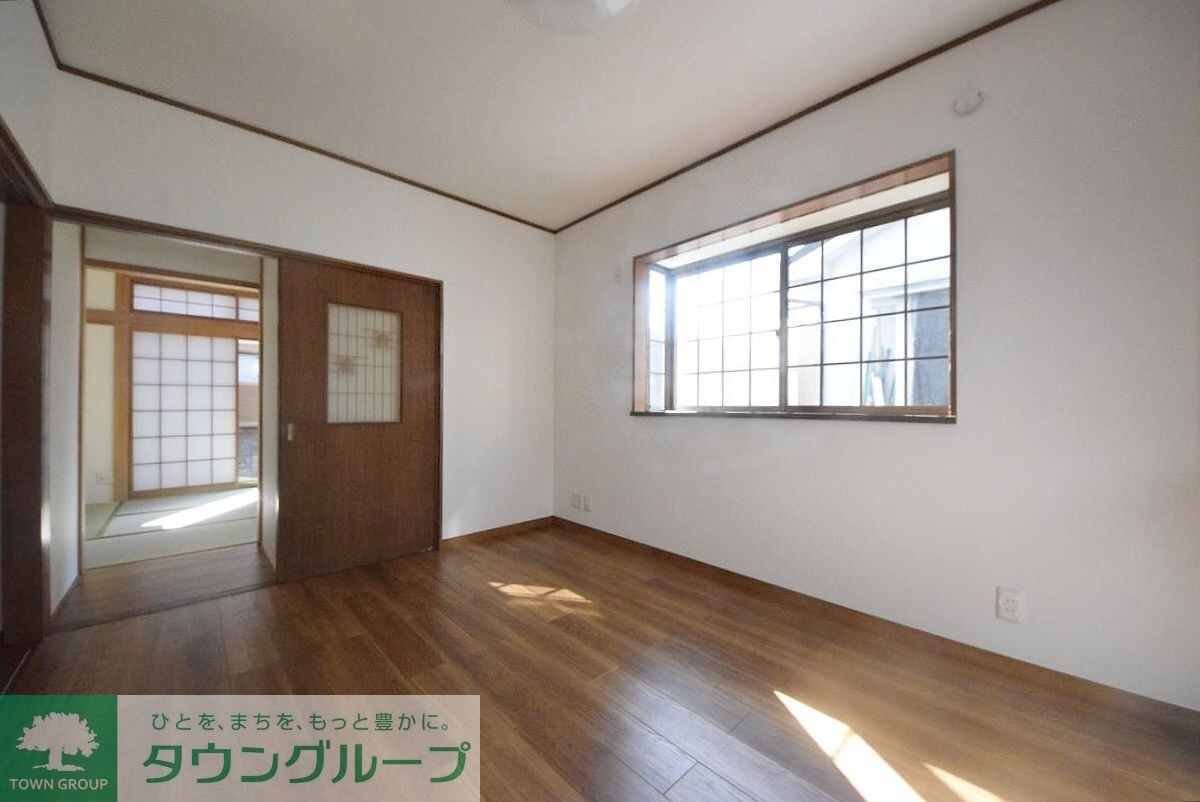 戸倉2丁目貸家の物件内観写真