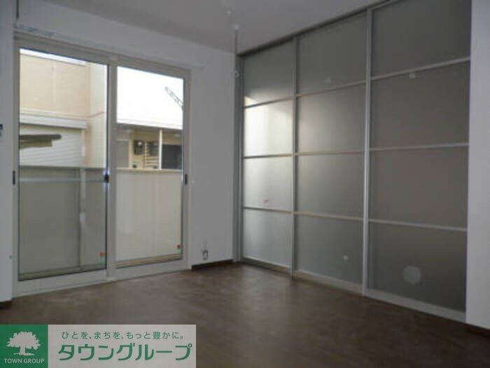 サンク モンタニア B棟の物件内観写真