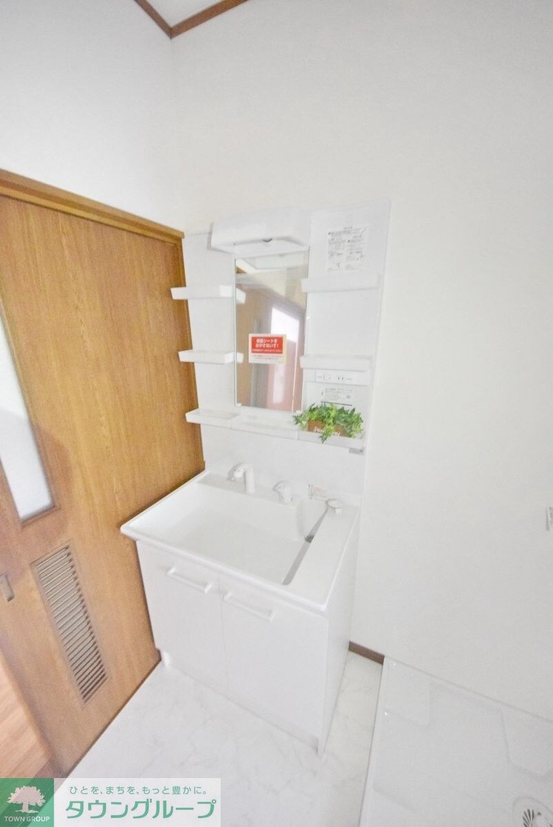 戸倉2丁目貸家の物件内観写真