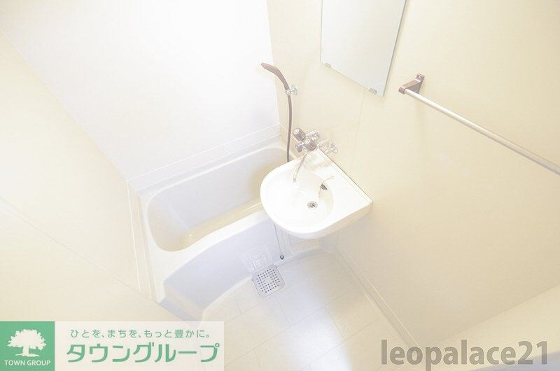 レオパレスリバーサイド染地の物件内観写真