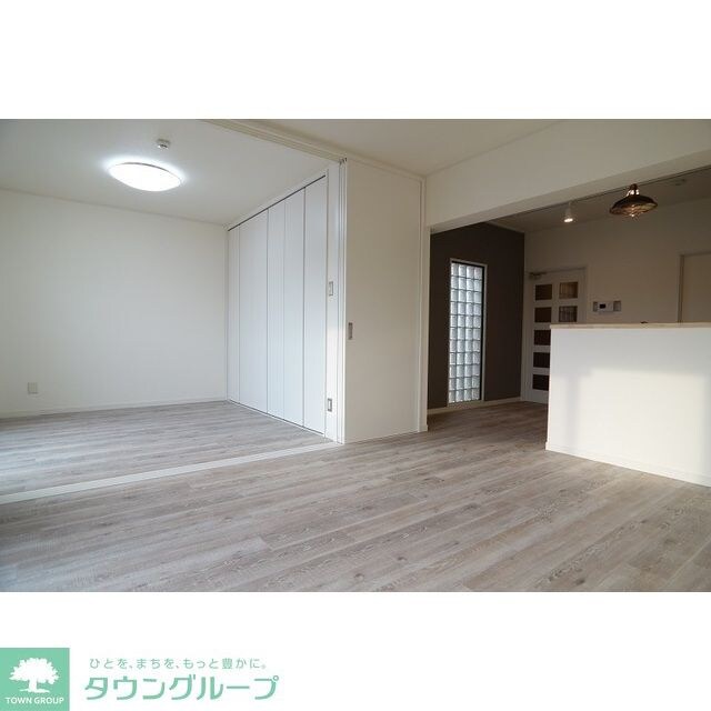 マリンコートの物件内観写真