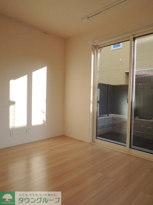 ファミールAの物件内観写真