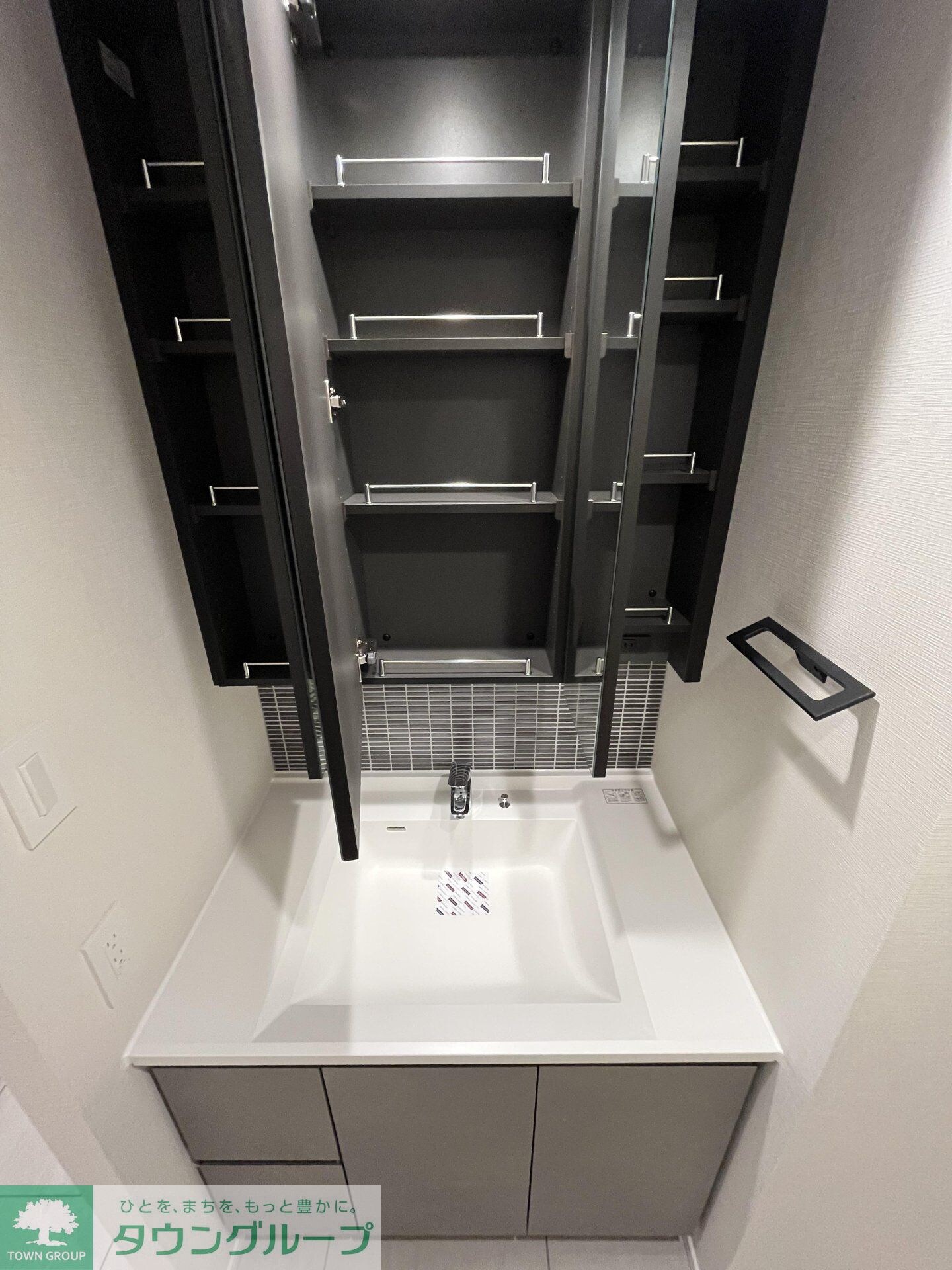 シーズンフラッツ新大塚の物件内観写真