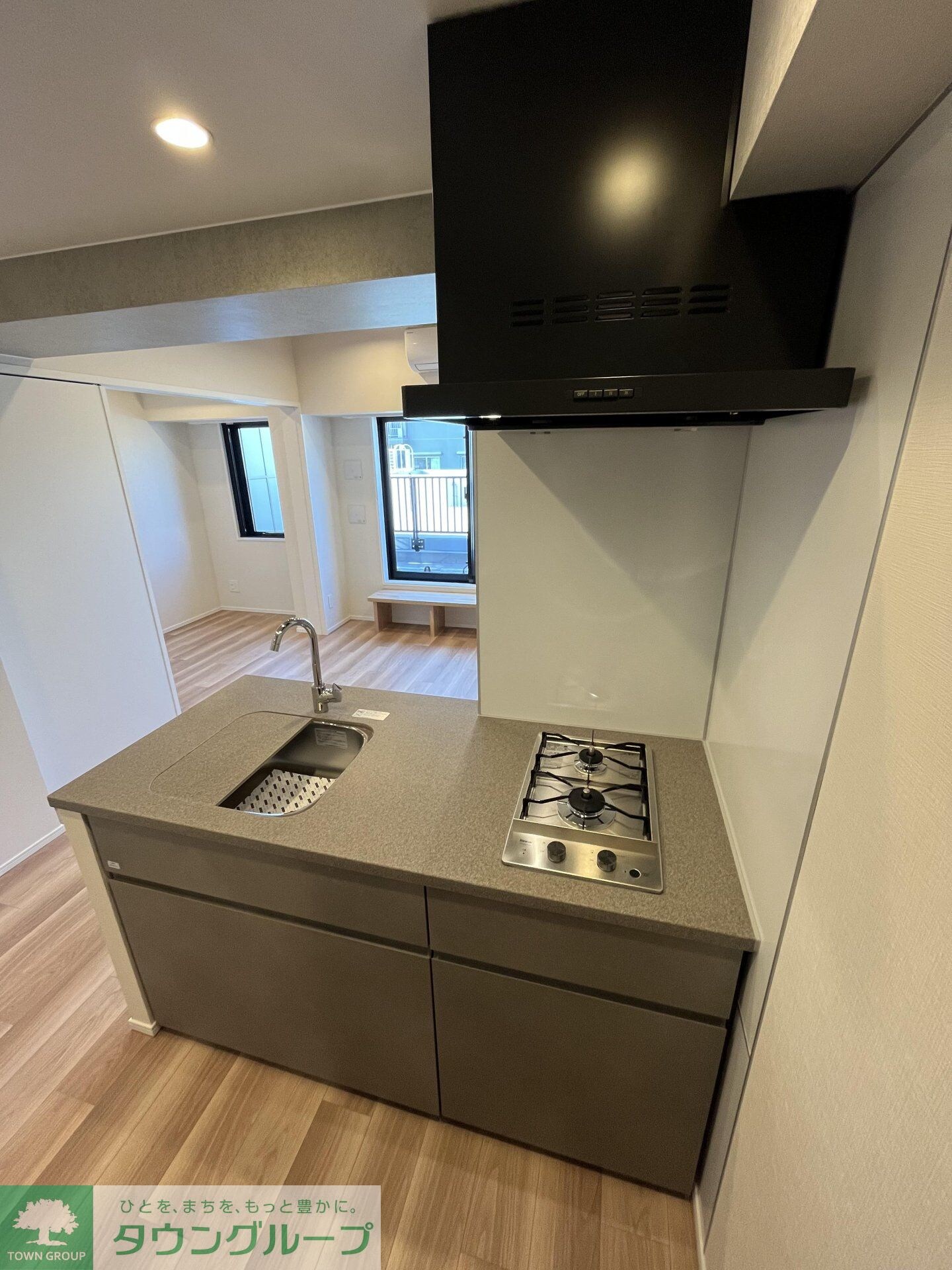 シーズンフラッツ新大塚の物件内観写真