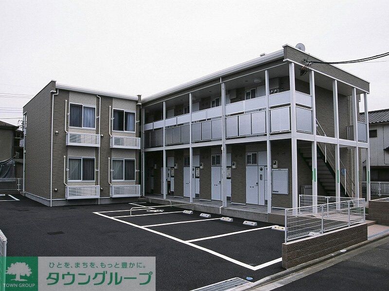 レオパレスカトレアの物件外観写真