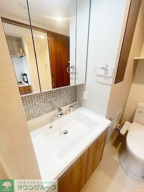 ラティエラ中野新井の物件内観写真