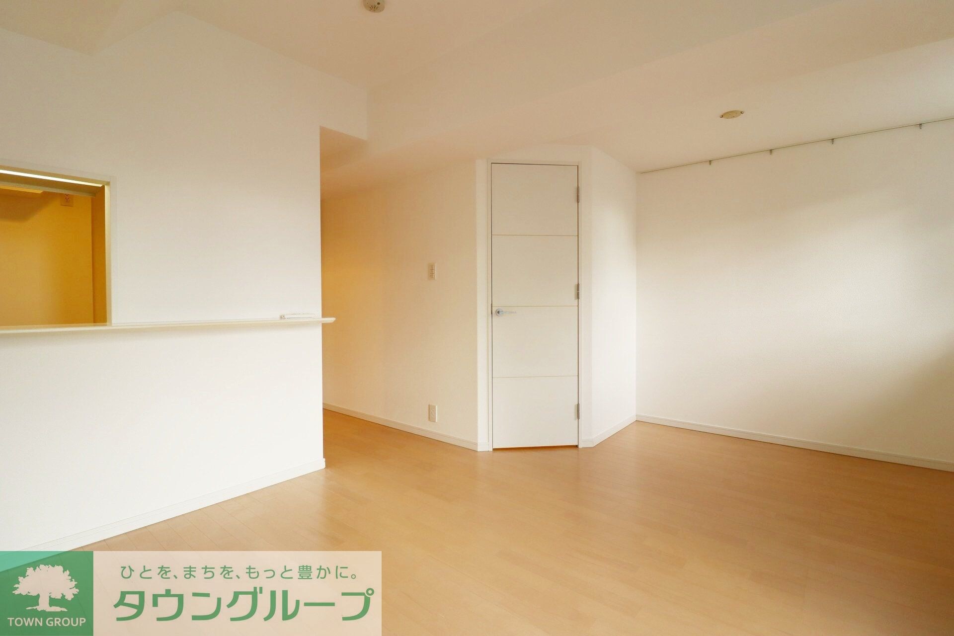 SYMPHONY FLATの物件内観写真