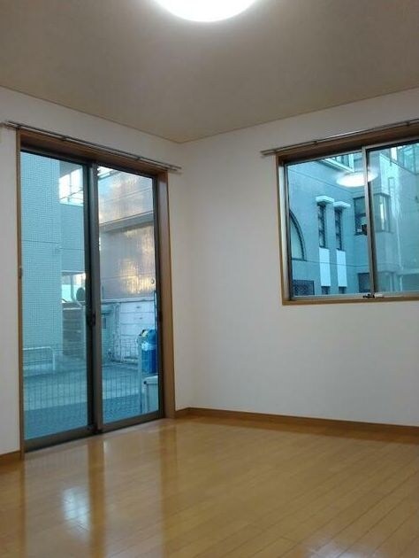 ジェネシスAの物件内観写真