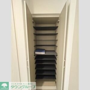 エルファーロ中野新井薬師の物件内観写真