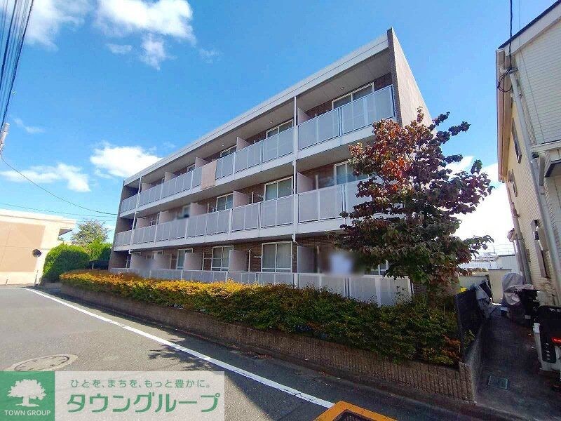 レオパレスクレストの物件外観写真