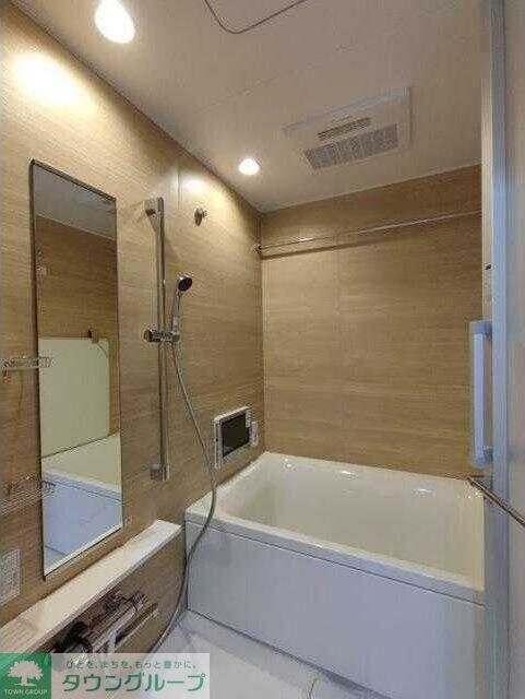 エストゥルース東高円寺の物件内観写真