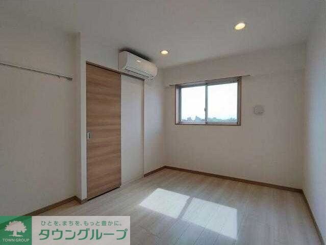 エストゥルース東高円寺の物件内観写真