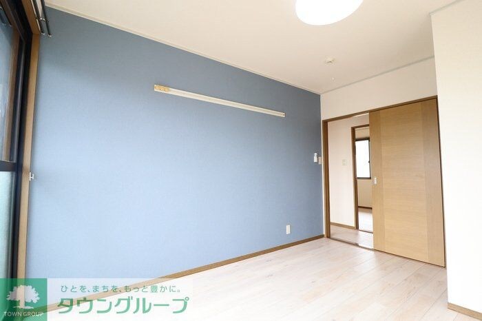 エバーグリーンAの物件内観写真