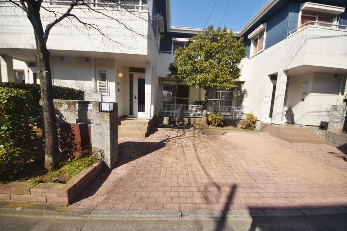 ブリージングタウン百草園の物件内観写真