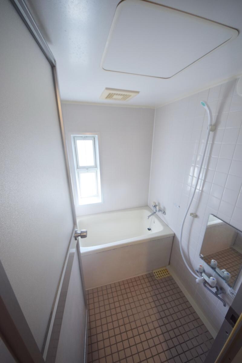 ブリージングタウン百草園の物件内観写真