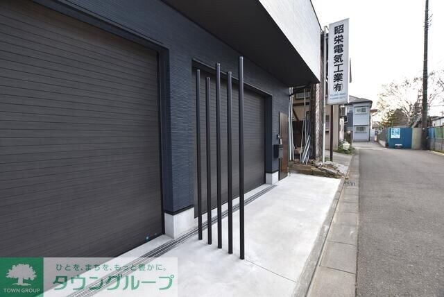 ガレージハウス ファイブワンの物件内観写真