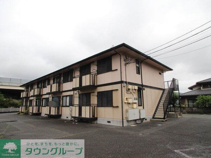 ファミールコートの物件外観写真