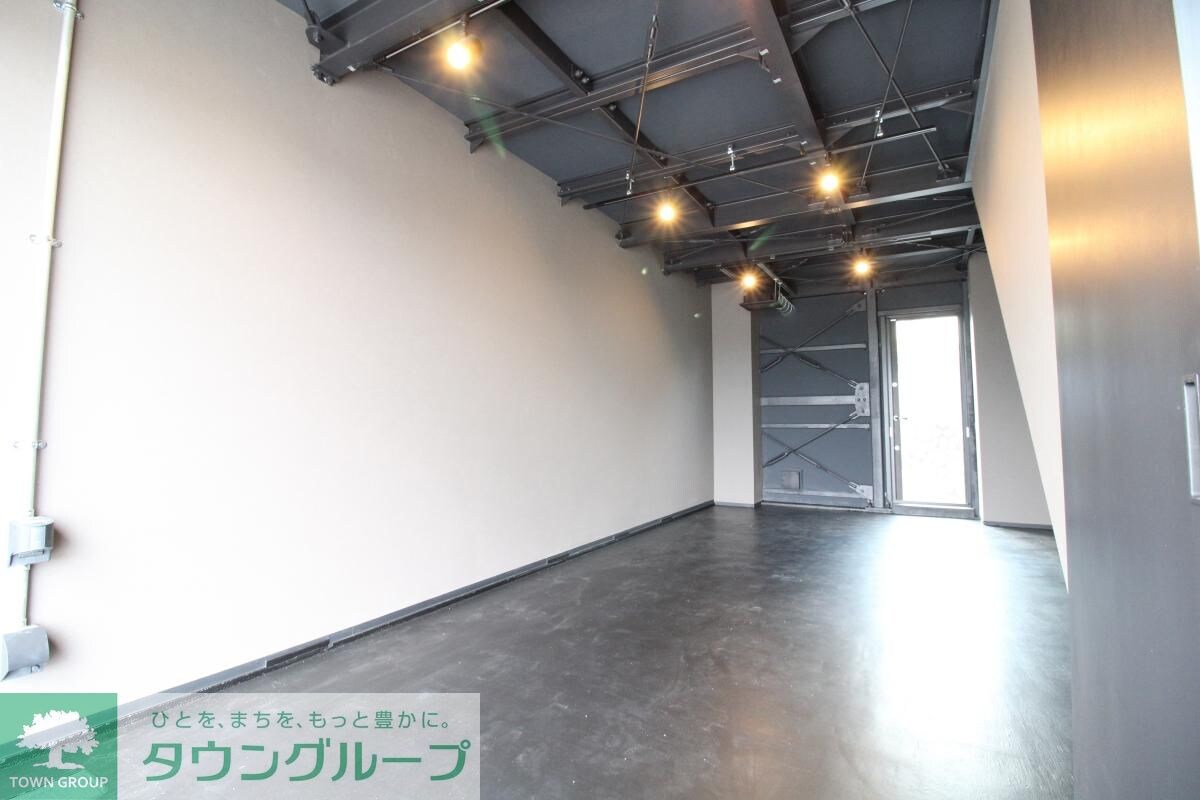 Garage Cabinの物件内観写真