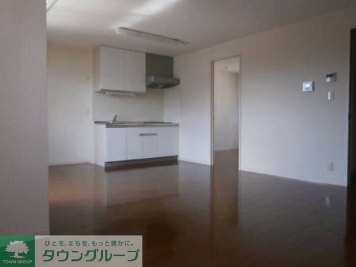 ウィスタリア・ガーデン ABの物件内観写真