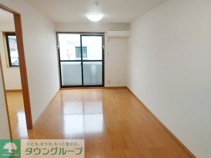 クレッセントガーデンの物件内観写真