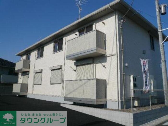 センターフィールド Bの物件外観写真