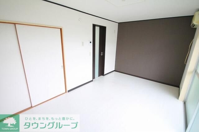 メゾン・ドゥ・レイリーC棟の物件内観写真