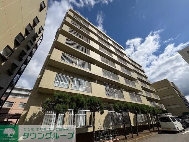 山口マンションの物件外観写真