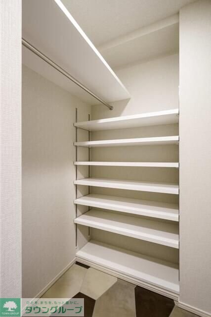 ART RESIDENCE IN OoTAKA-no-MORIの物件内観写真