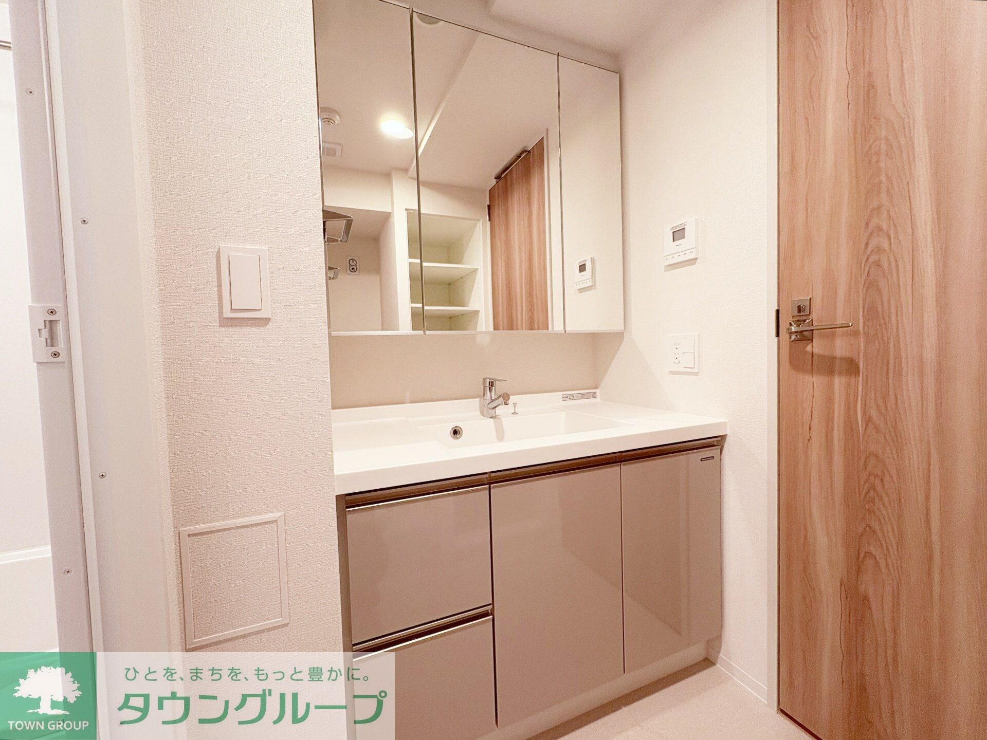 リーフシティ市川 ザ・レジデンスの物件内観写真