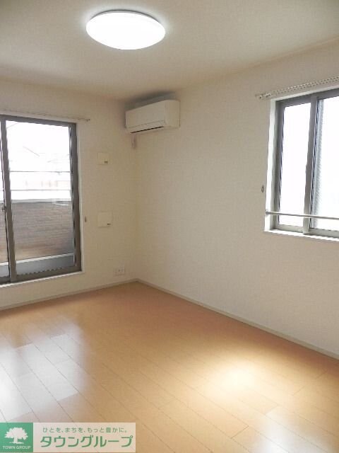 ノイクラールの物件内観写真