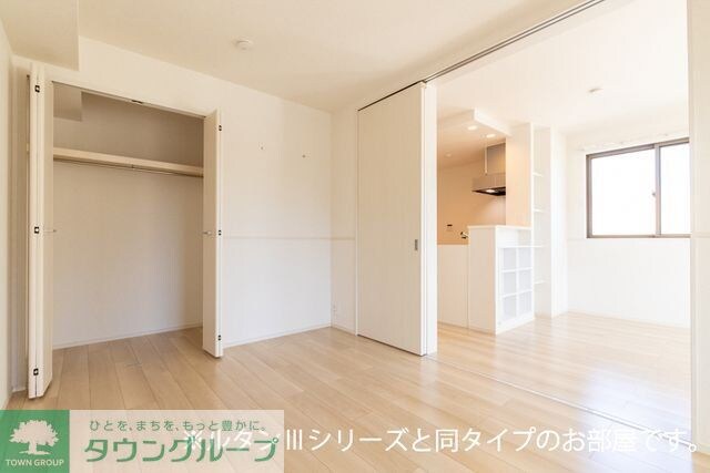 イーストフィールドIの物件内観写真