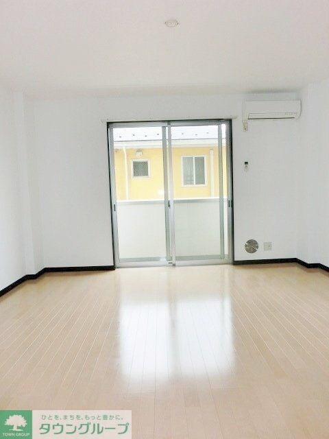 アンブラッセ新検見川の物件内観写真