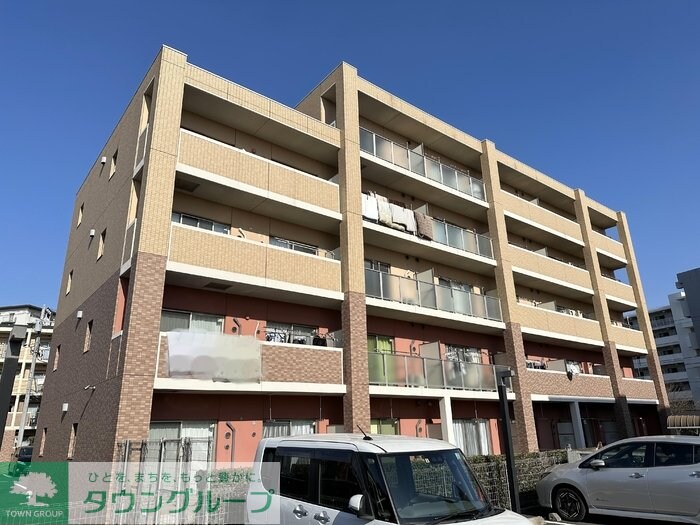 ベルファミーユ高根台IIの物件外観写真