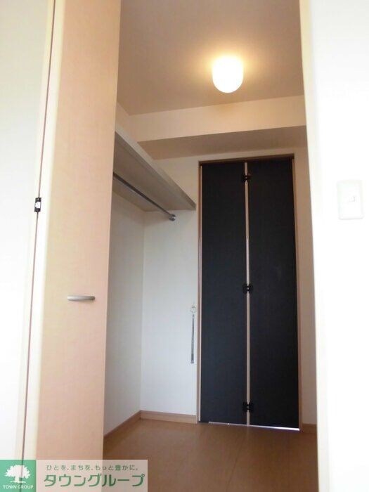 スプリングコートの物件内観写真