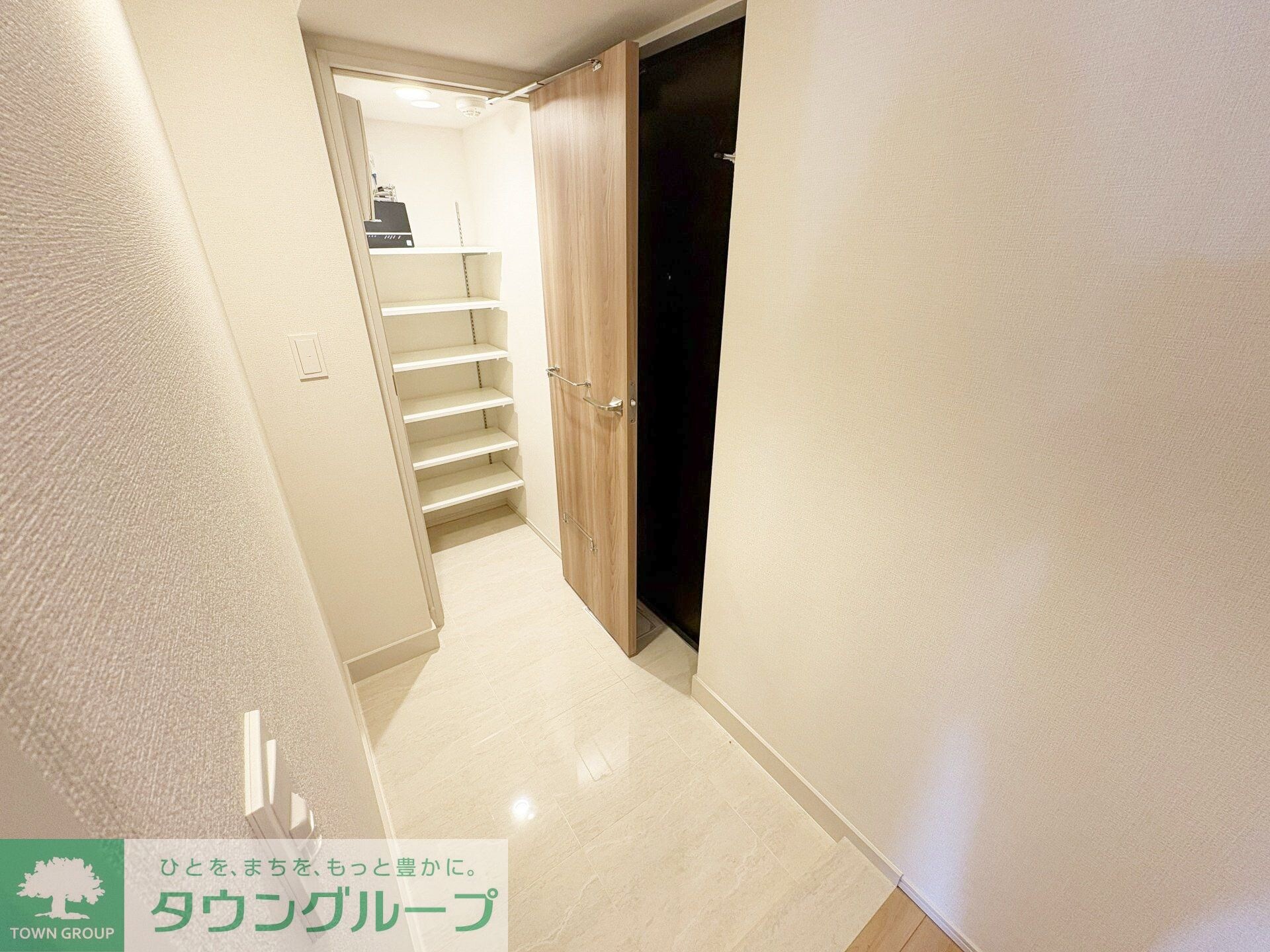 リーフシティ市川 ザ・レジデンスの物件内観写真